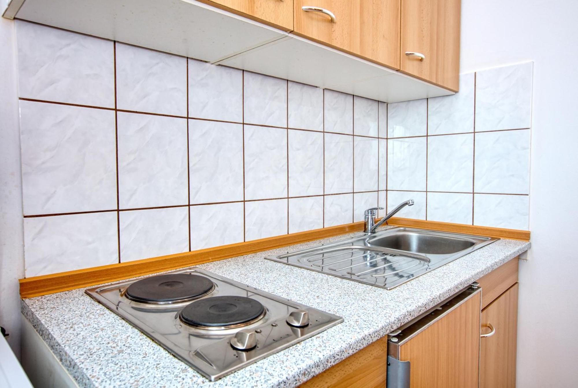 Apartments With A Parking Space Vodice - 6178 Rom bilde